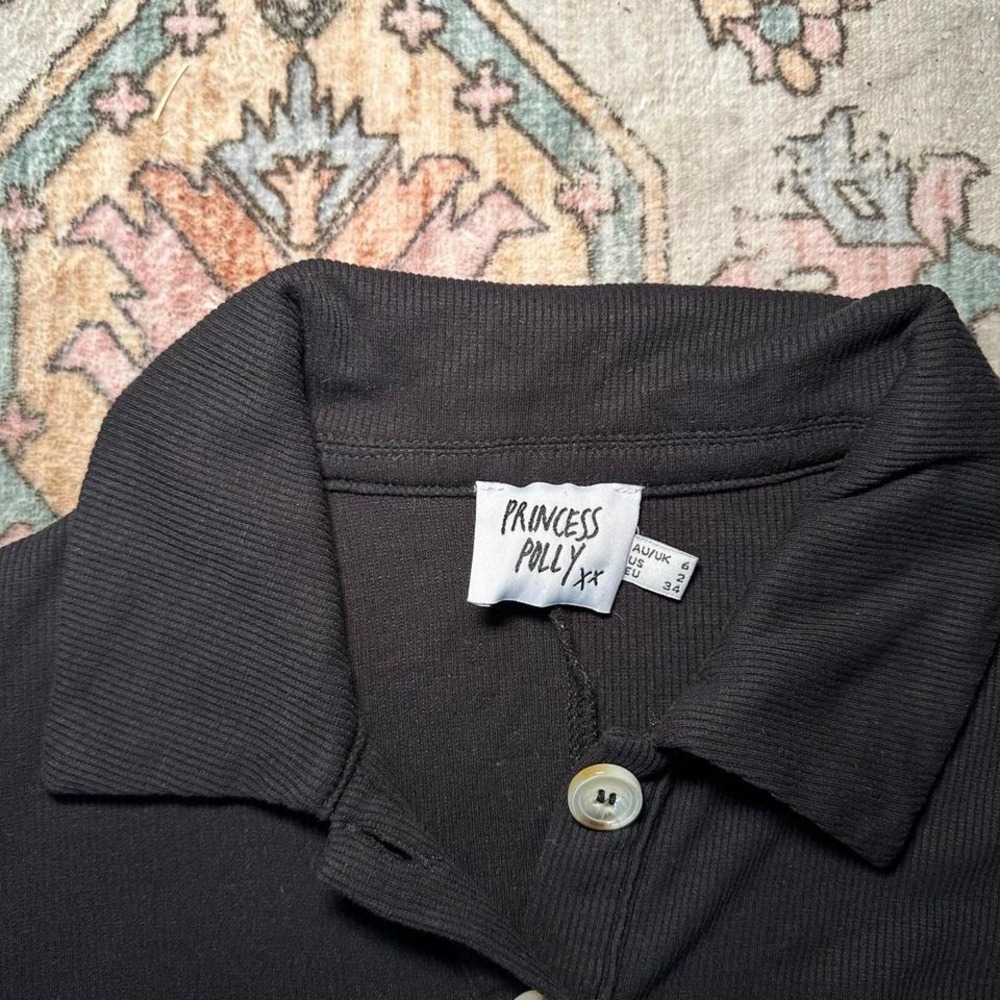 Princess Polly‎ Black Button-Up Romper – Size XS (2) - Picture 2 of 3